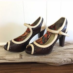 ISO peep toe mary jane pumps